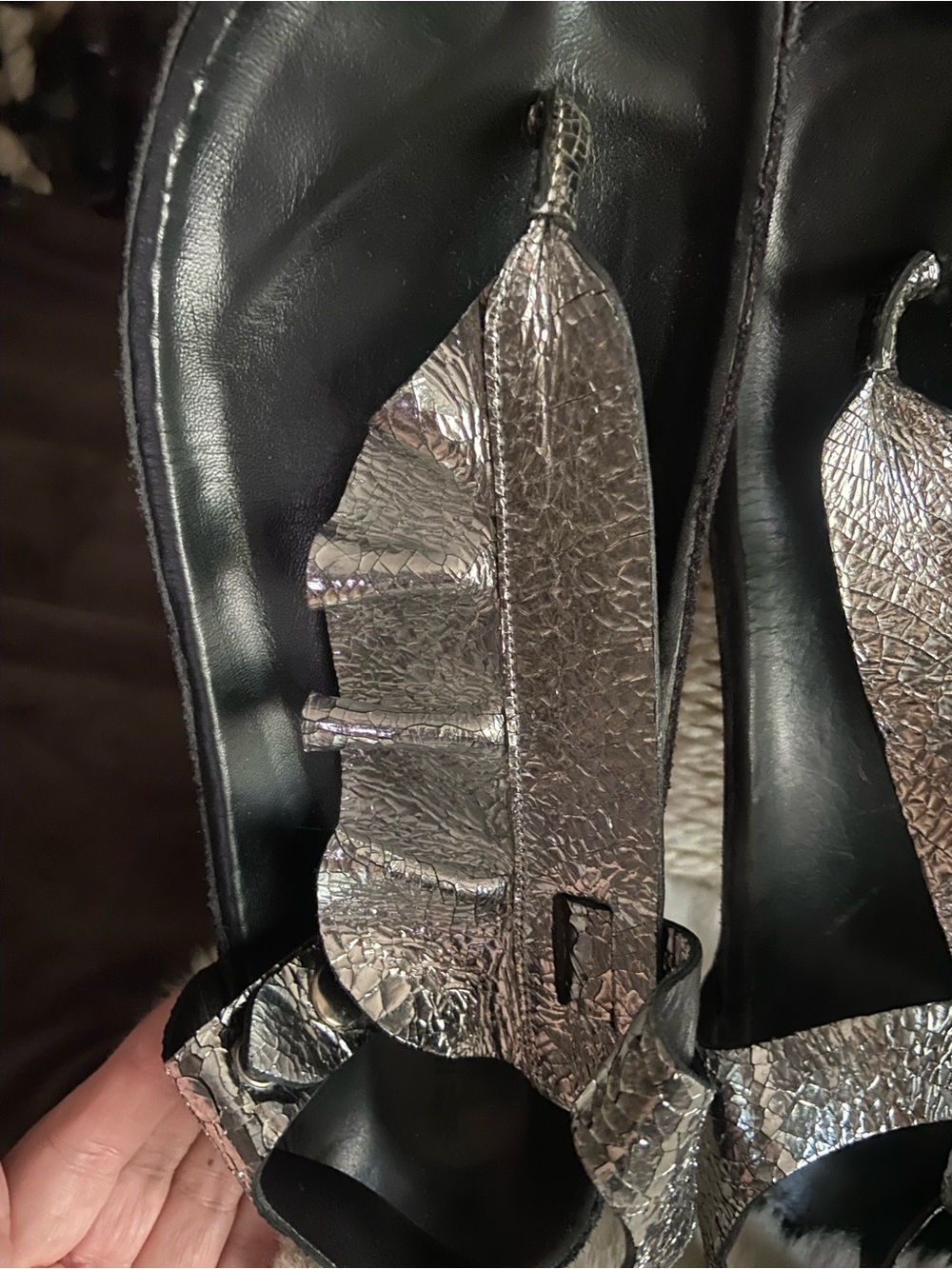 Isabel Marant Isela sandals in metallic silver leather - Picture 8 of 15